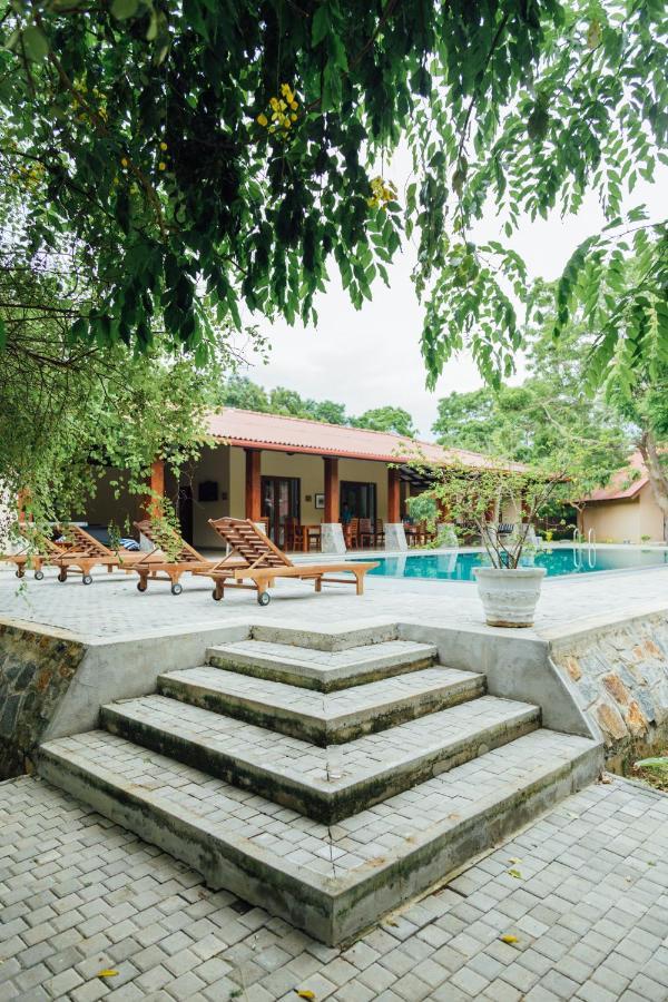 Yala Chalets By Lalan Leisure Kirinda  Exterior photo