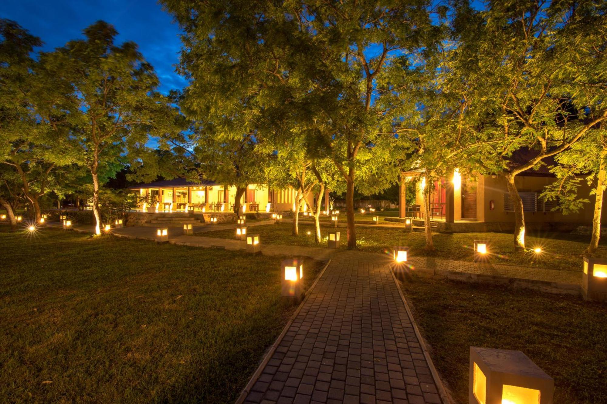 Yala Chalets By Lalan Leisure Kirinda  Exterior photo